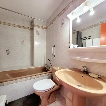 Beau T3 Traversant - Front De - 100m - Parking Prive - 2eme Etage - Fr-1-794-112 Apartment